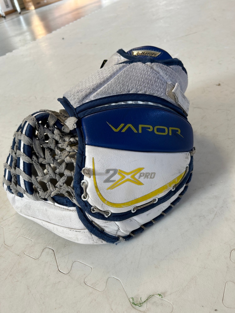 Bauer Vapor 2X Pro Glove and Blocker Set Regular