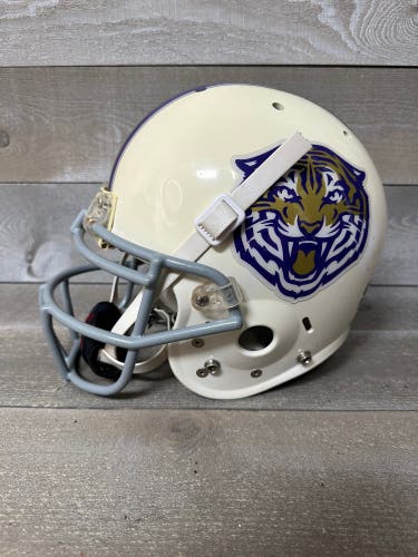 Schutt White Youth AIR JR LSU Tigers Football Helmet X Small Display Only NCAA