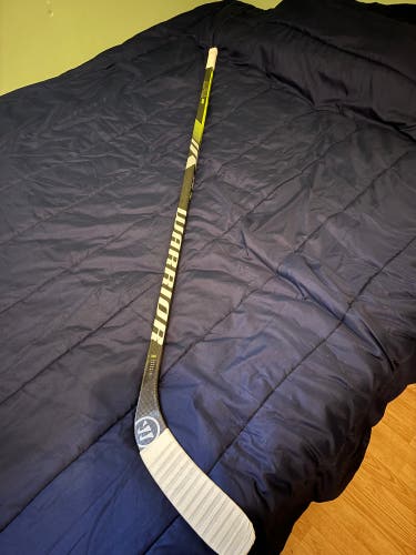 Warrior alpha lx2 hockey stick