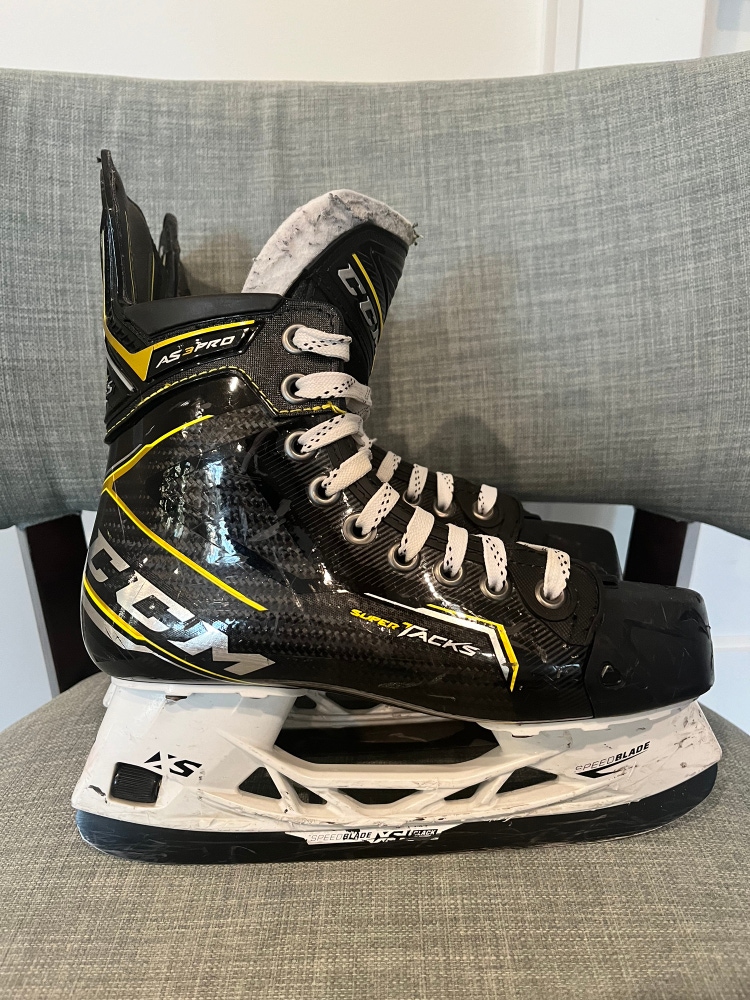 CCM AS3 Pro Hockey Skates - Size 4.5 D
