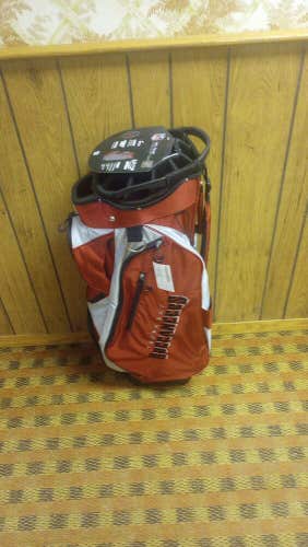 NEW Wilson Staff Tampa Bay Buccaneers NFL Xtra Cart Golf Bag 14-Way Top -