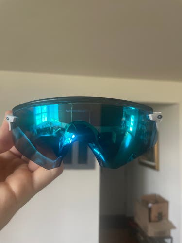 Used Medium Oakley Encoder Sunglasses