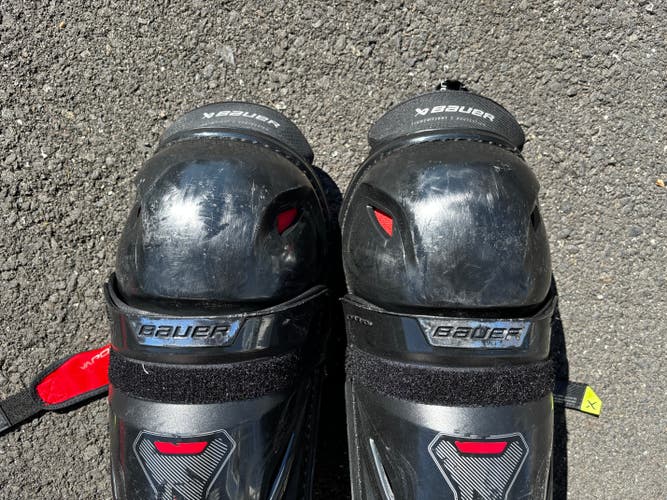 Senior Used Bauer Vapor 3X 15" Shin Pads