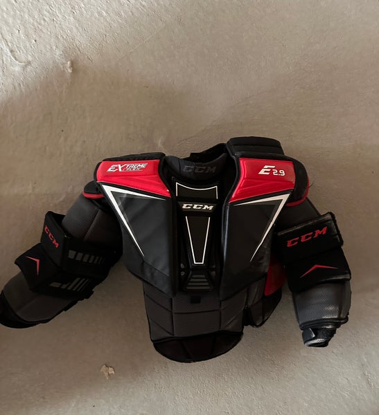 CCM EFLEX 2.5 Chest Guard