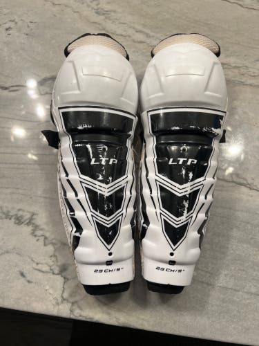 Youth Hockey Shin Pads/Golves