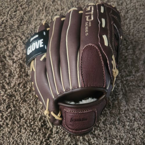 New Franklin Right Hand Throw RTP Genuine Leather Baseball Glove 12.5" Nice. Already broken in!