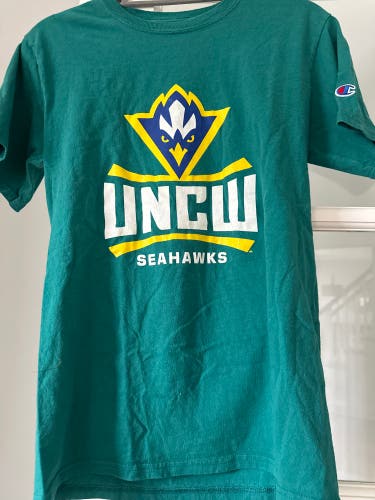 UNC Wilmington tee shirt
