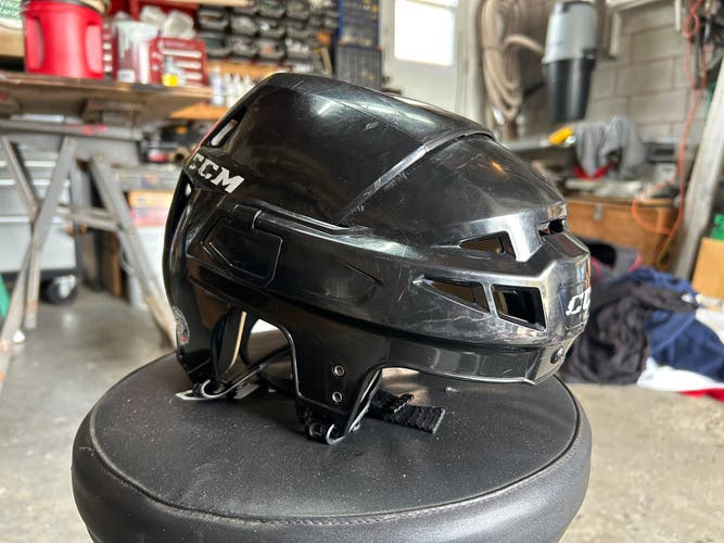 Used Medium CCM  Vector V08 Helmet