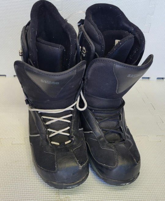 Used 5150 Boots Senior 8 Men's Snowboard Boots
