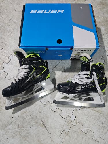 Junior Used Bauer GSX Hockey Goalie Skates Regular Width Size 2