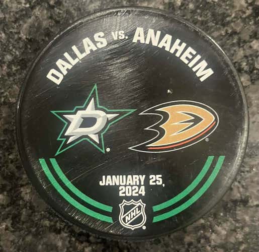 Dallas Stars vs Anaheim Ducks NHL Authenticated Official Warm Up Puck
