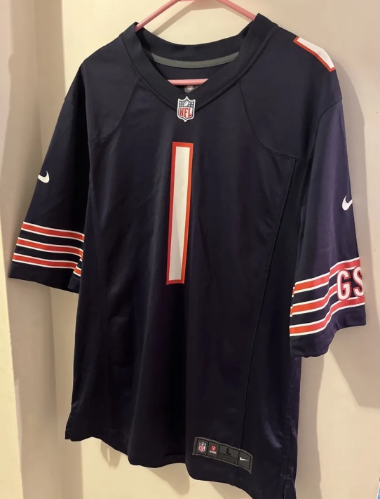 Chicago Bears Justin Fields Large Nike Jersey