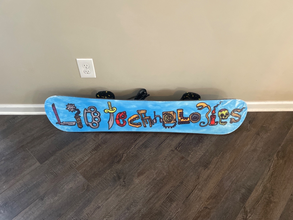 LibTech 120cm Youth Snowboard With Bindings WILL TAKE OFFERS