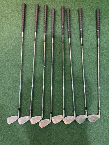 Used Men's Hippo Right Handed Iron Set