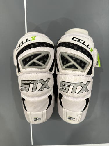 Used Small STX Cell V Arm Pads