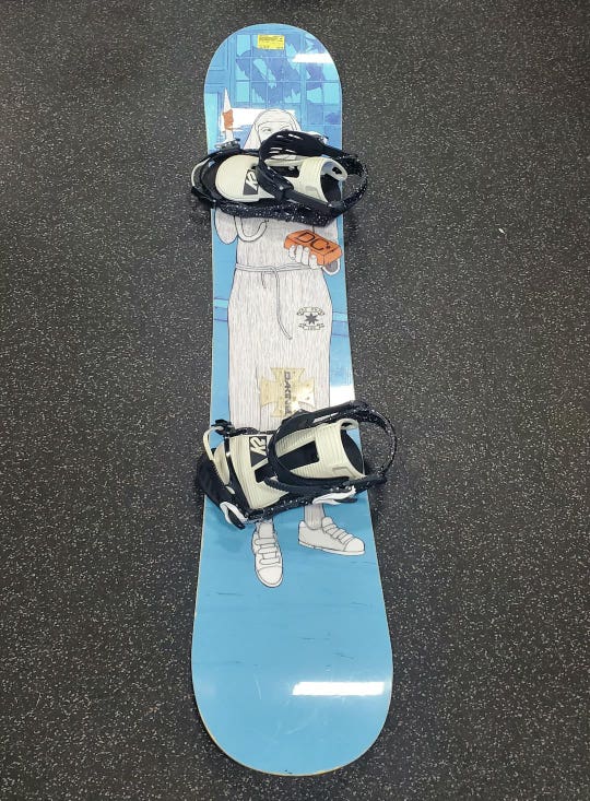 Used Dc Pbj 149 150 Cm Men's Snowboard Combo