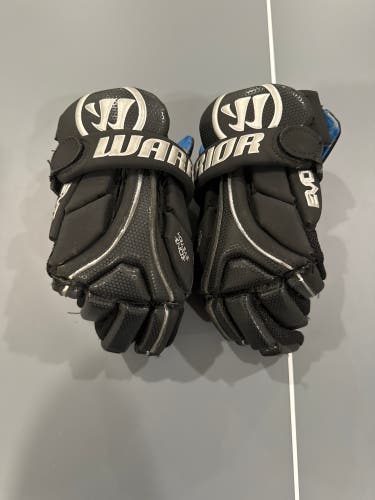 Used  Warrior 10" Evo Lacrosse Gloves