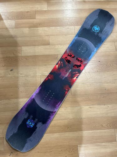 Used Men's Never Summer Proto type two Snowboard Without Bindings