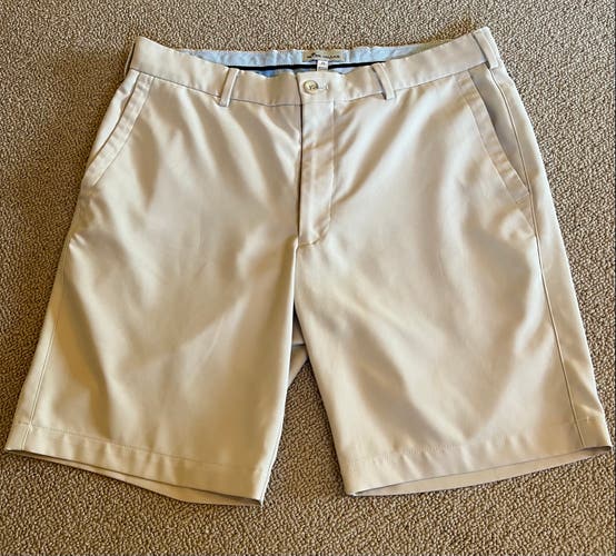Peter Millar Size 32W Beige Men's Shorts