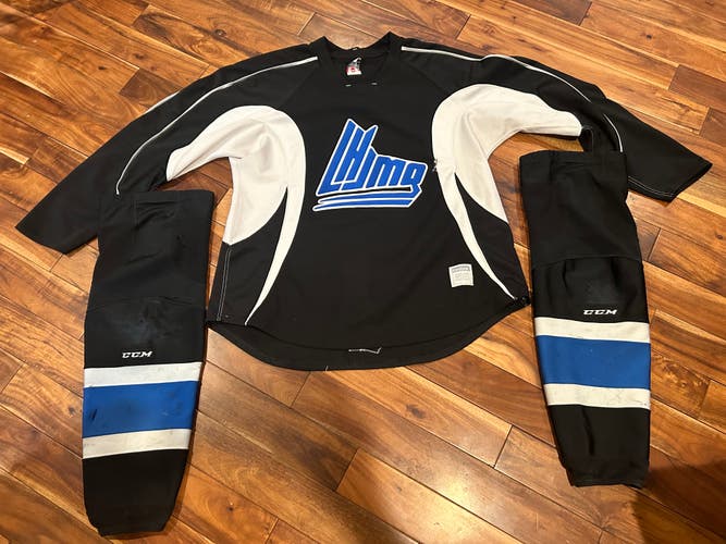 QMJHL Practice jersey and socks