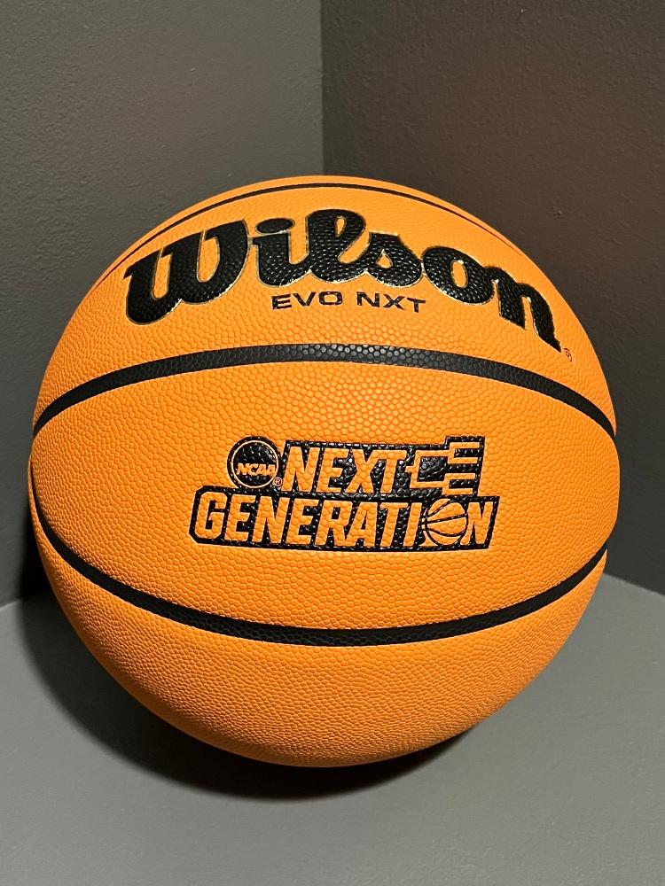 Wilson NCAA EVO NXT Game Basketball-NWT-Sz 6/28.5"-Next Generation Caitlin Clark