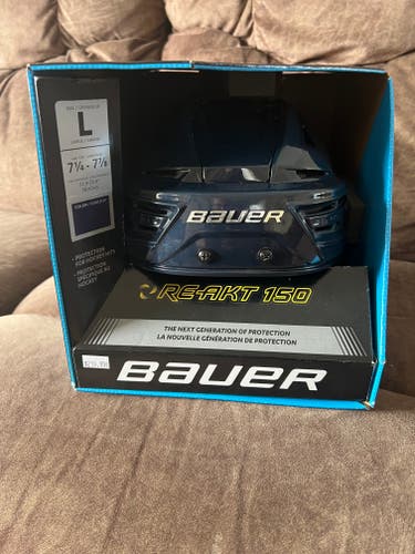 Used Large Bauer Re-Akt 150 Helmet