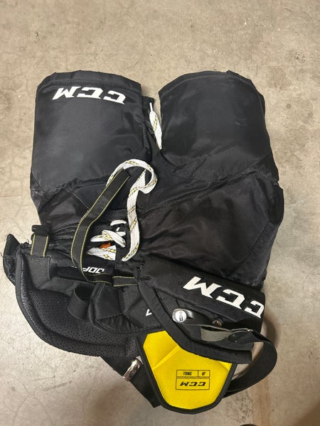 Junior Small CCM Tacks 9040 Hockey Pants