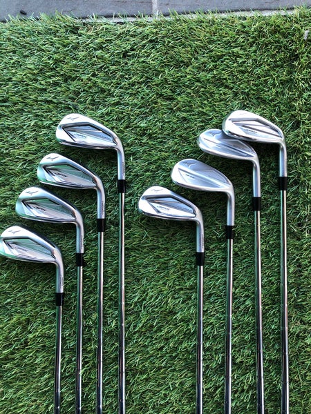 Used Men's Mizuno JPX 923 Hot Metal Right Handed Iron Set Steel Shaft