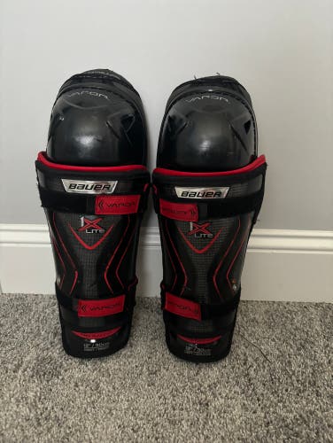 Used Bauer 12" Vapor 1X Lite Shin Pads