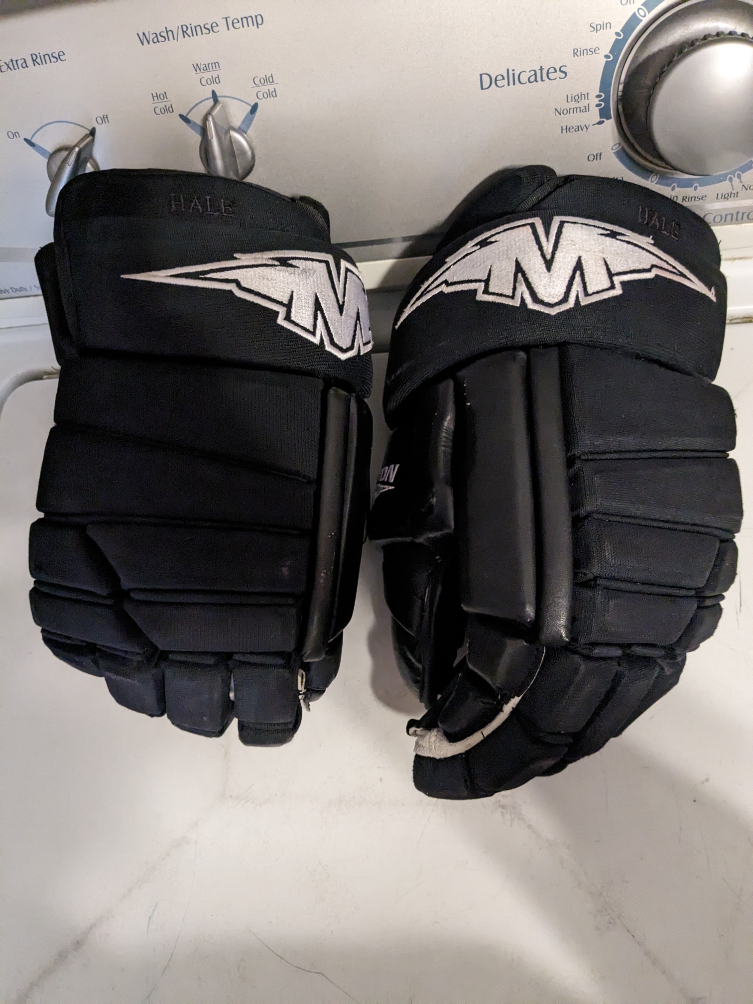 Mission Pure L7 Gloves 14" Pro Stock