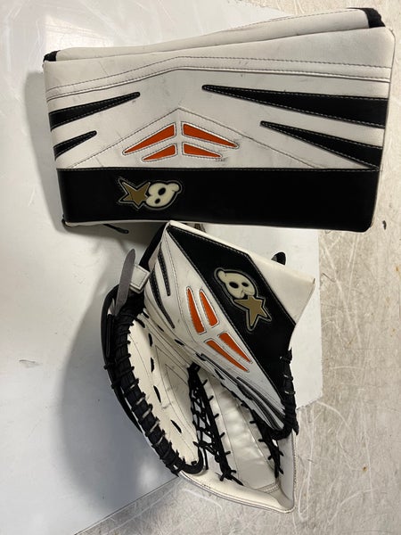 Used Brian's Regular Subzero 6.0 Blocker and Glove set Junior