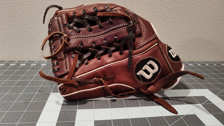 Used Wilson A900 Baseball Glove 11.75" LHT