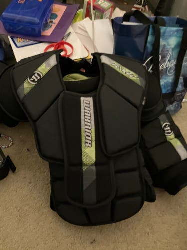 Used Small / Medium Warrior Goalie Chest Protector