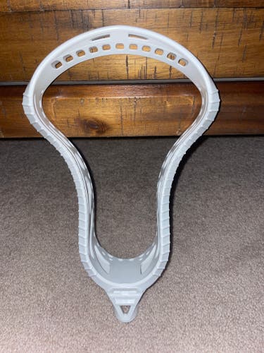 New Defense Gait Unstrung D2C Head