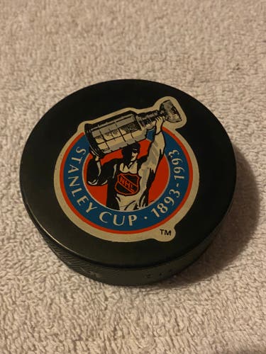 1993 NHL Stanley Cup Official Hockey Puck Vintage
