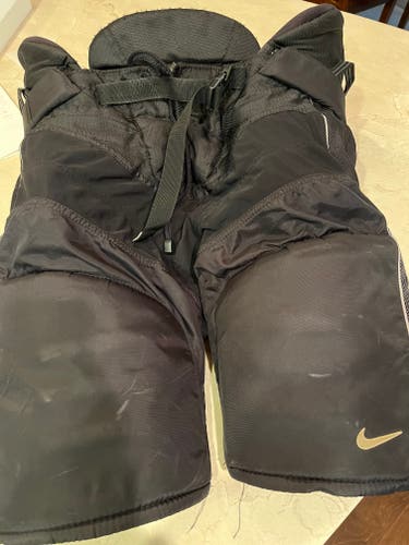 Senior Used - Nike Quest V12 - Large Hockey Pants - Pro Stock