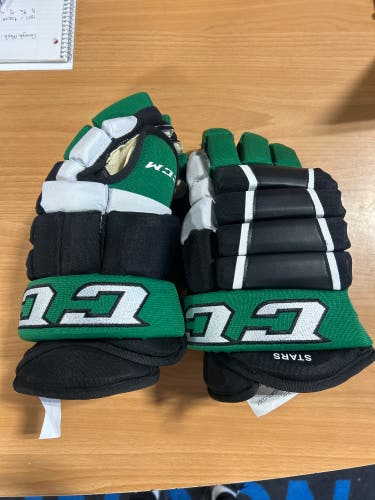 CCM HG4PC Custom Gloves