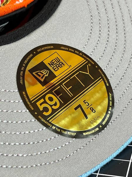 NEW 7 5/8 Fitted SUPREME Championship Box Logo New Era