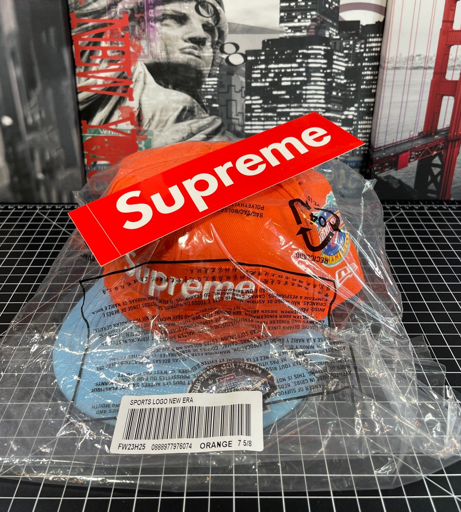7 5/8 Supreme Champions Box Logo New Era