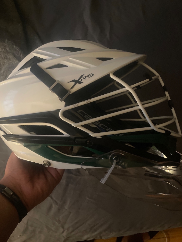 Used Goalie Cascade XRS Helmet