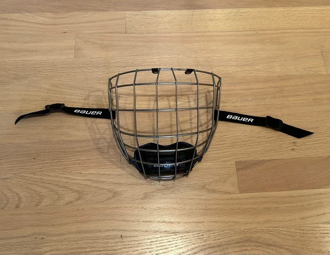 Medium Bauer Full Cage Profile III Facemask