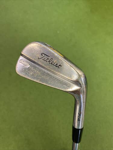 Used RH Titleist 714 MB Forged Single 6 Iron Dynamic Gold Tour Issue Steel Stiff