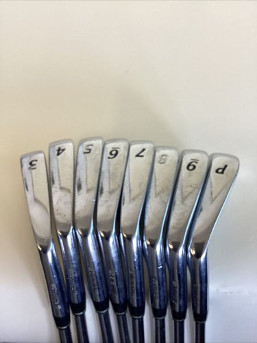 Wilson Staff Fi5 Forged Iron Set 3-PW With R300 Regular Steel Shafts +1”