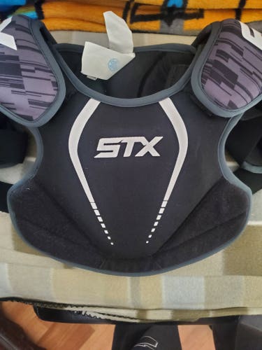 -Small STX Stallion 75 Shoulder Pads