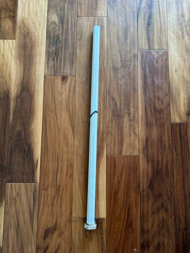 Gently Used Warrior Burn XP Carbon Shaft