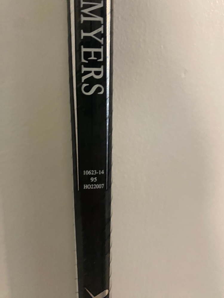 Senior Right Handed P92 Pro Stock Ag5nt Hockey Stick