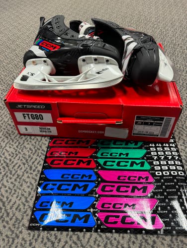 CCM FT680 size 3 regular fit skates