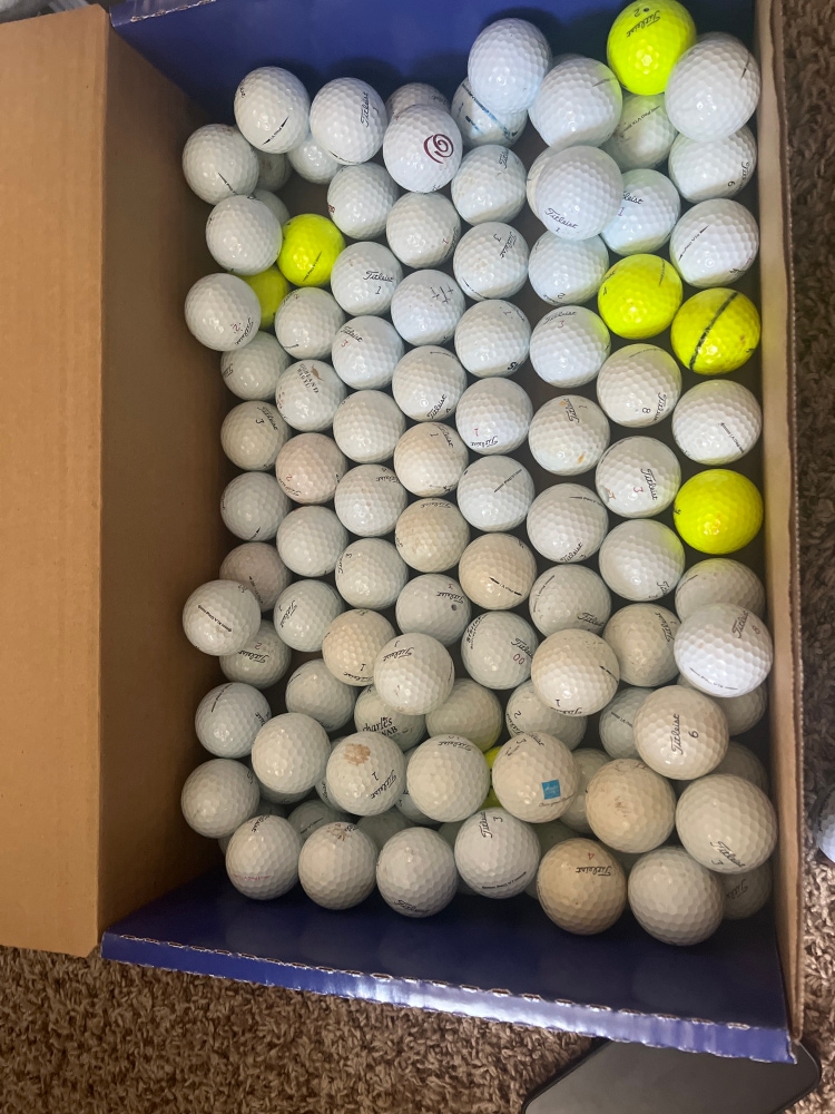 Titleist 96 Pack (8 Dozen) Pro V1 Balls