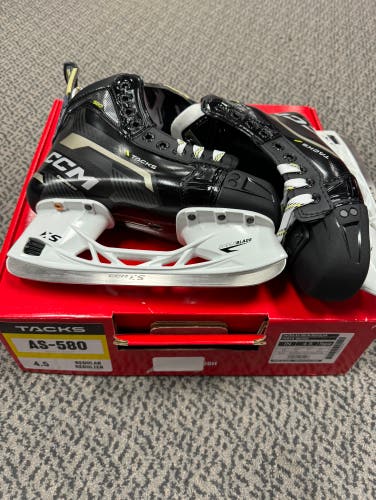 CCM Tacks AS-580 size 4.5 Regular width skates