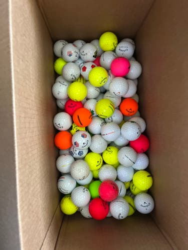 Used assorted callaway golf balls 8 dozen